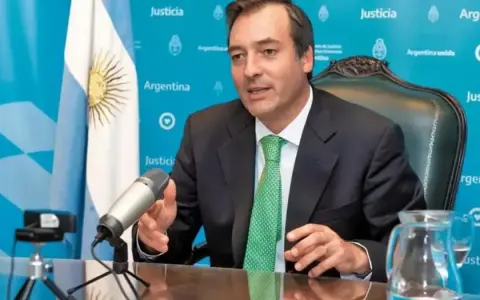 Modificación del Impuesto a los Combustibles Líquidos: Propuesta de Martín Soria