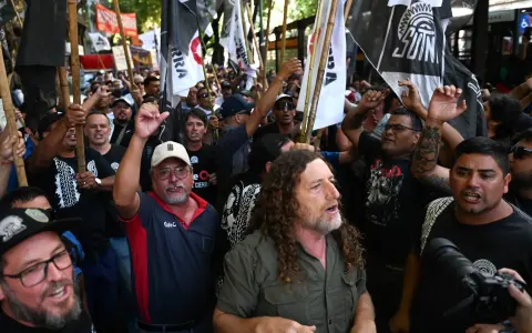 Embargo Judicial Permite a Trabajadores de FATE Cobrar Sueldos Adeudados
