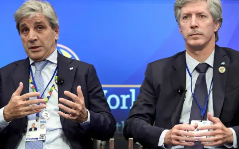 Estrategias del Gobierno Argentino para Mantener Estable el Dólar Durante el Mundial
