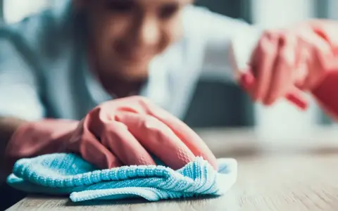 Aumentos Salariales para Empleadas Domésticas: Nuevas Disposiciones del Ministerio de Capital Humano