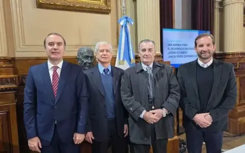 Reclamo para que tabacaleras tributen en ARCA