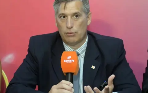 Caída de Recursos Federales en Santa Fe: Análisis del Primer Cuatrimestre de 2026