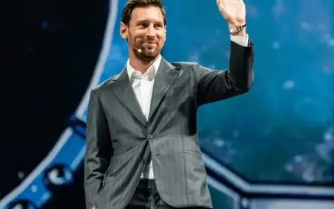 Lionel Messi: Un Milmillonario en el Mundo del Fútbol y sus Inversiones Estratégicas