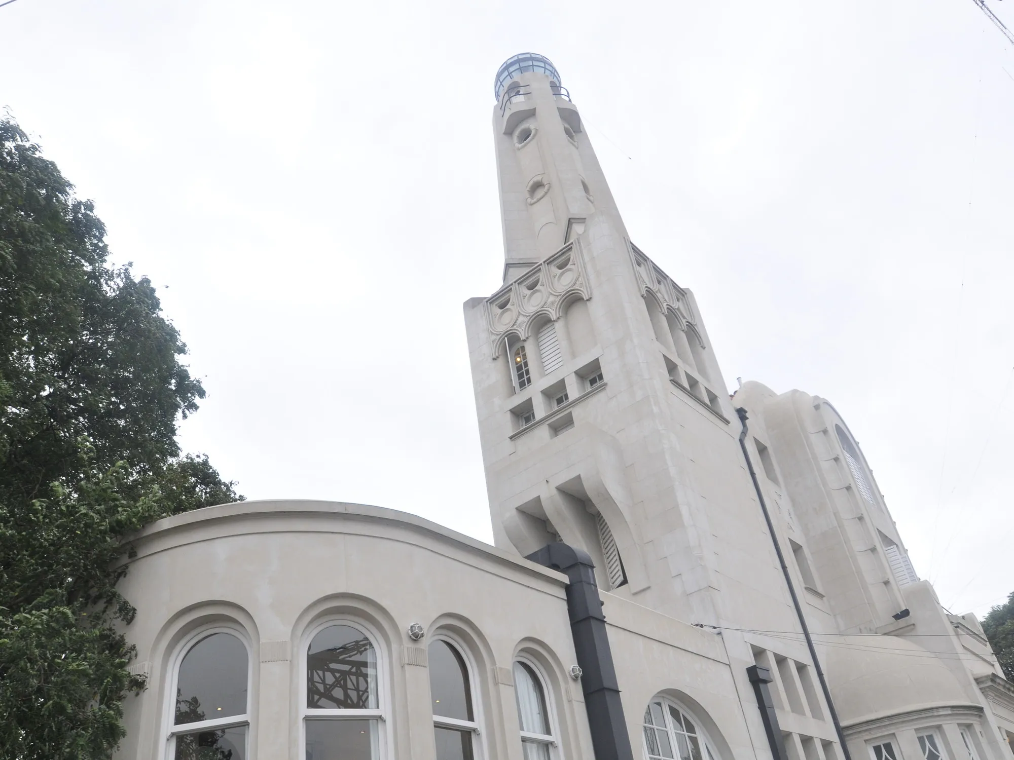 Propuestas de Economistas para Reactivar la Economía Argentina en el Contexto Global Actual