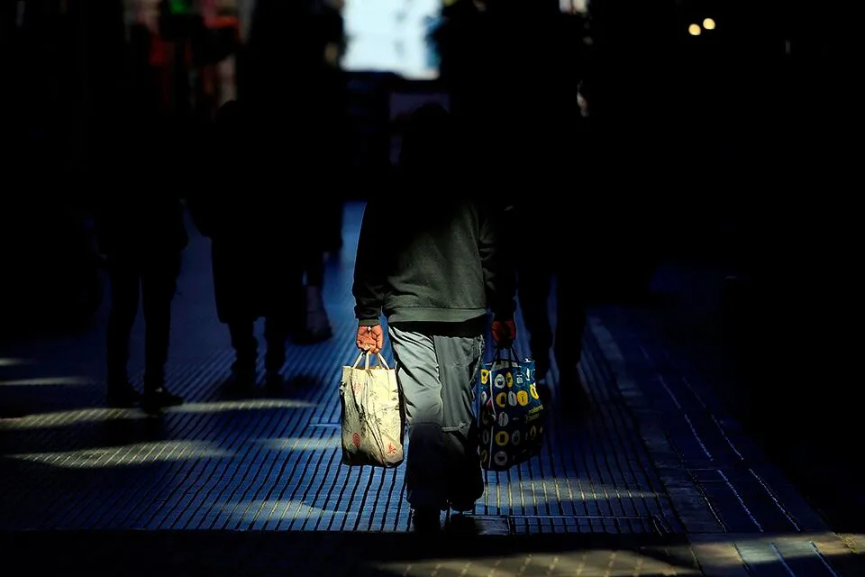 Análisis de la Caída de las Ventas Minoristas en Marzo de 2026