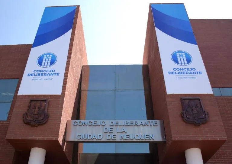 El Concejo Deliberante de Neuquén Avanza en Proyectos de Eliminación de Impuestos