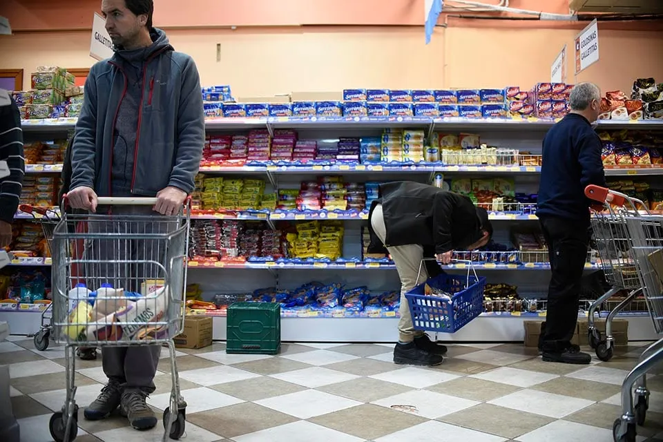 Análisis de la Inflación en Argentina: Desafíos y Estrategias de Contención