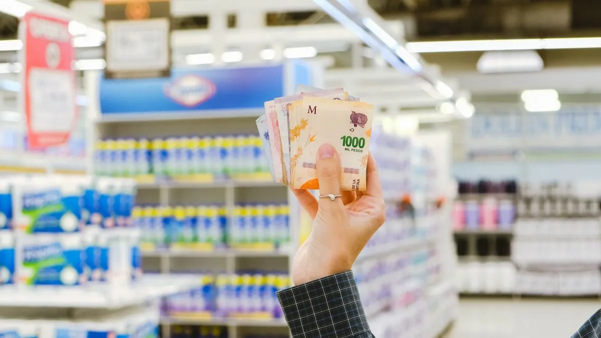 Aumento y Bono para Jubilados de Anses en Mayo: Detalles Clave