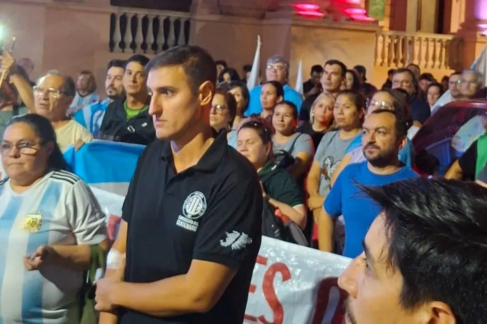 ATE Corrientes Rechaza Aumento Impositivo a Docentes por Considerarlo Insuficiente