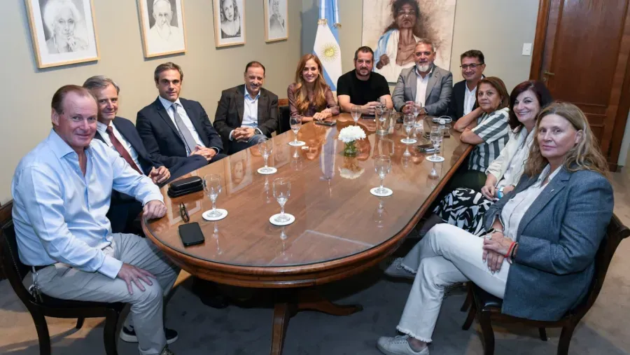 Propuesta de Suspensión del Impuesto a los Combustibles por Parte de Guillermo Michel