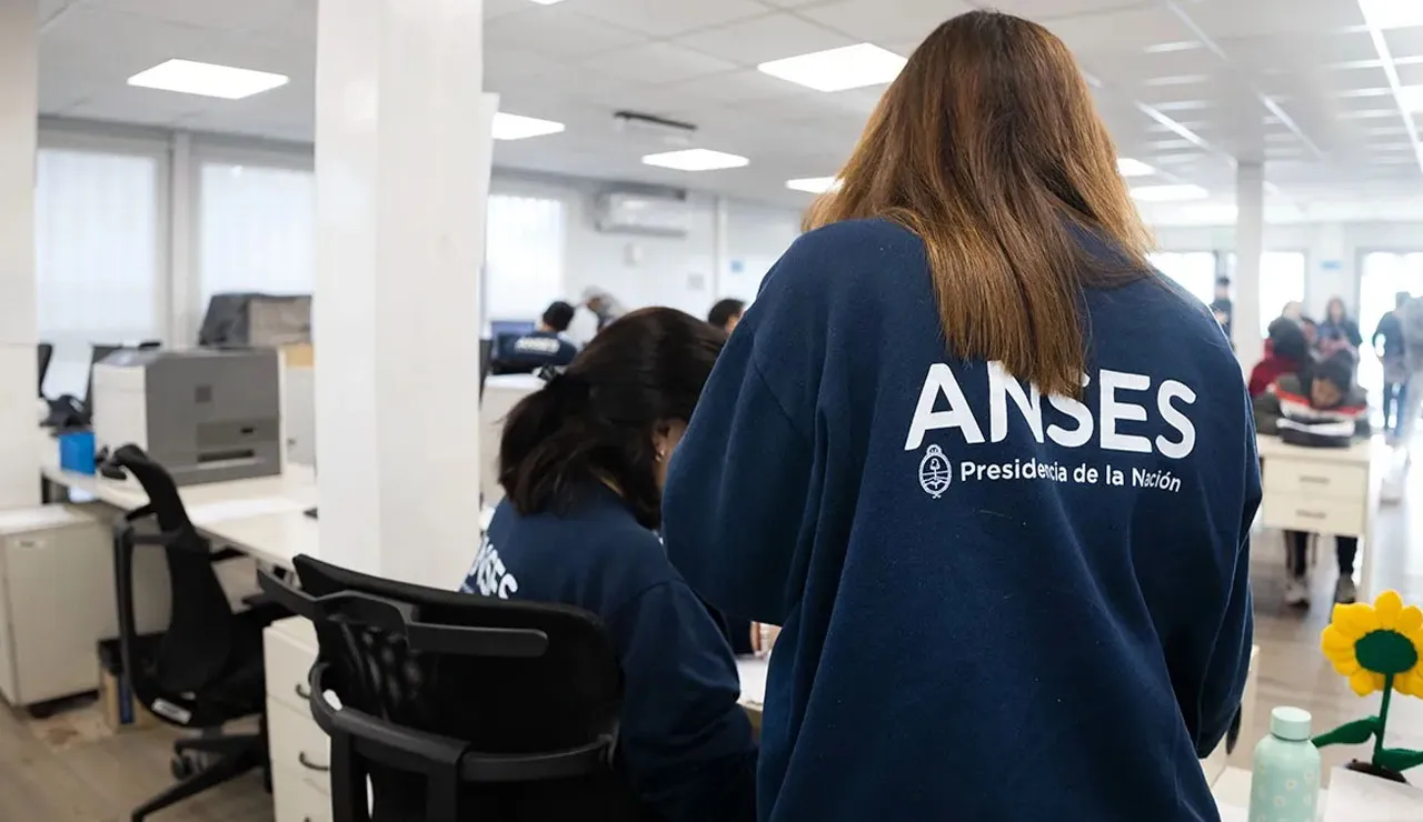 Retiros Voluntarios en ANSES: Un Análisis de su Impacto en el Sistema Previsional