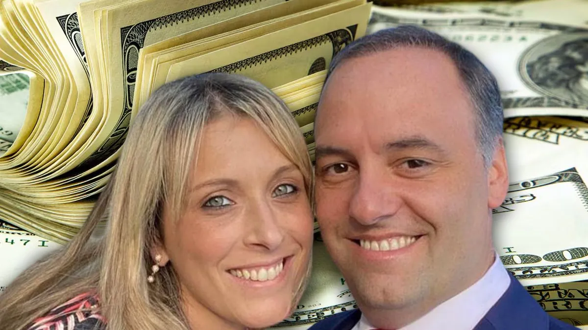 Denuncia de Corrupción en el Ámbito Político: Gastos Irregulares de Manuel Adorni