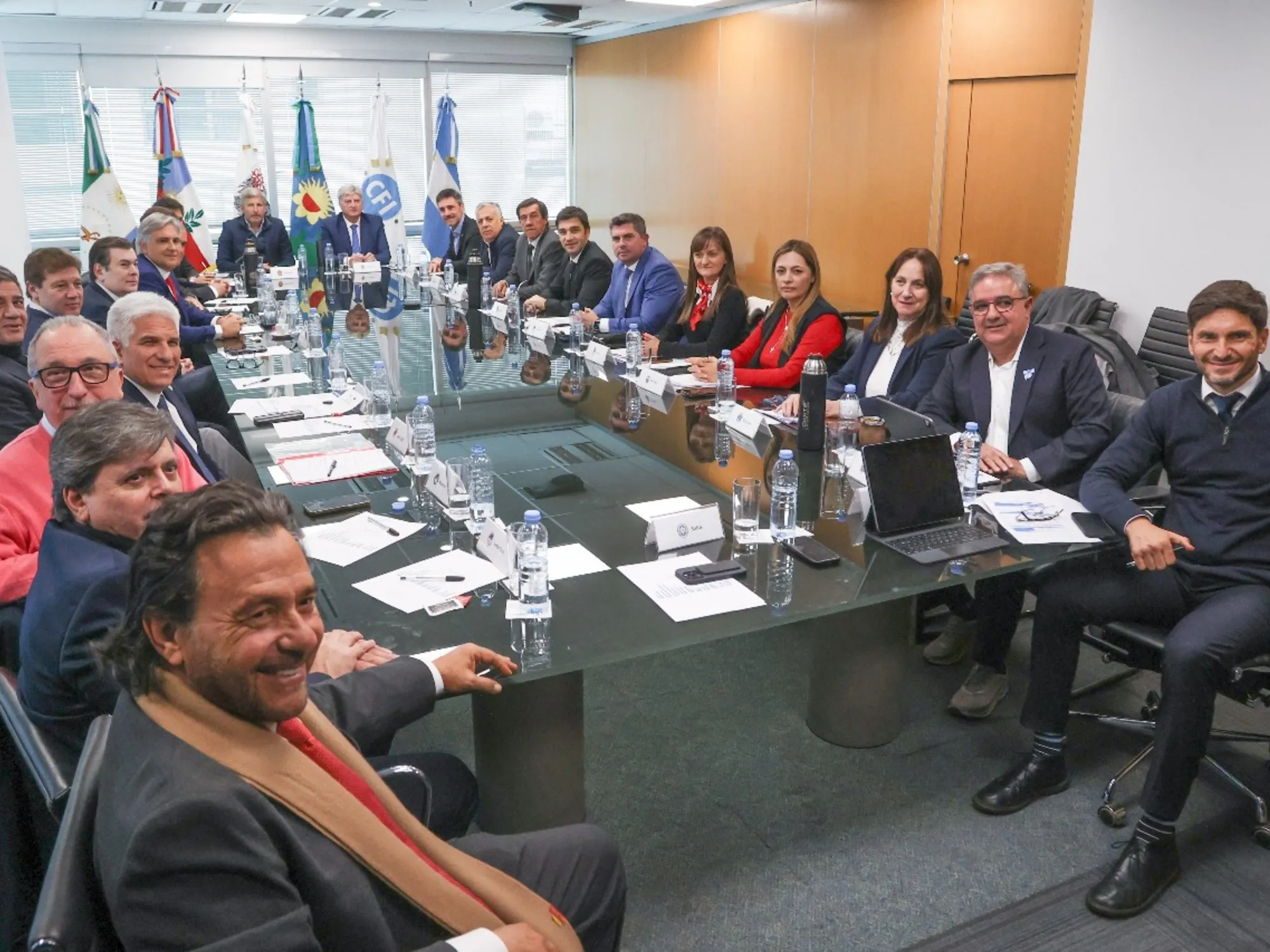 Análisis del Deterioro Fiscal en las Provincias Argentinas: De Superávit a Déficit