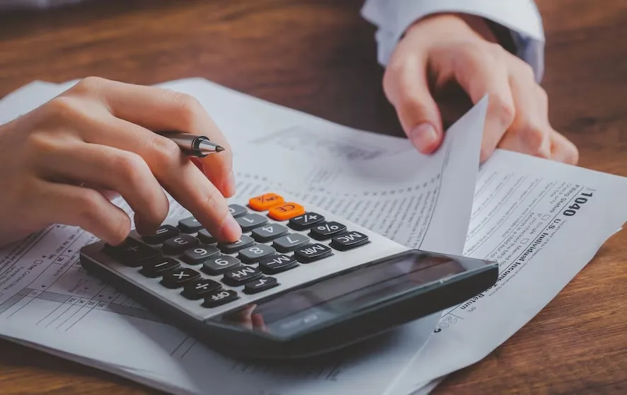 Carga Impositiva de Profesionales Autónomos en Entre Ríos: Un Análisis Exhaustivo