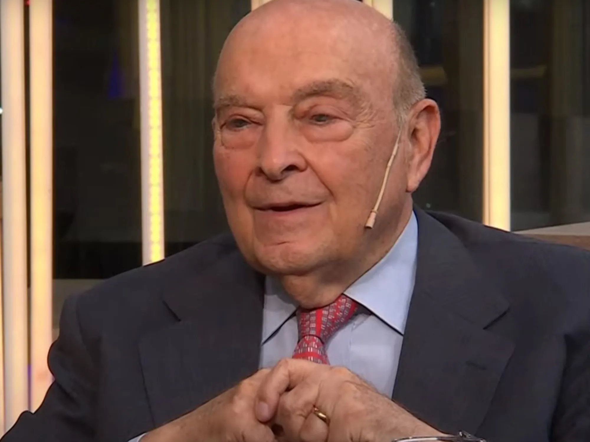 Análisis de Domingo Cavallo sobre el Riesgo País y la Necesidad de Reformas Cambiarias