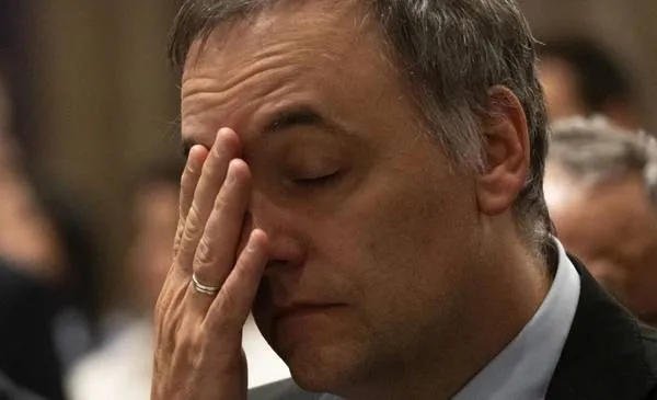 El Gobierno Justifica el Congelamiento del Bono para Jubilados