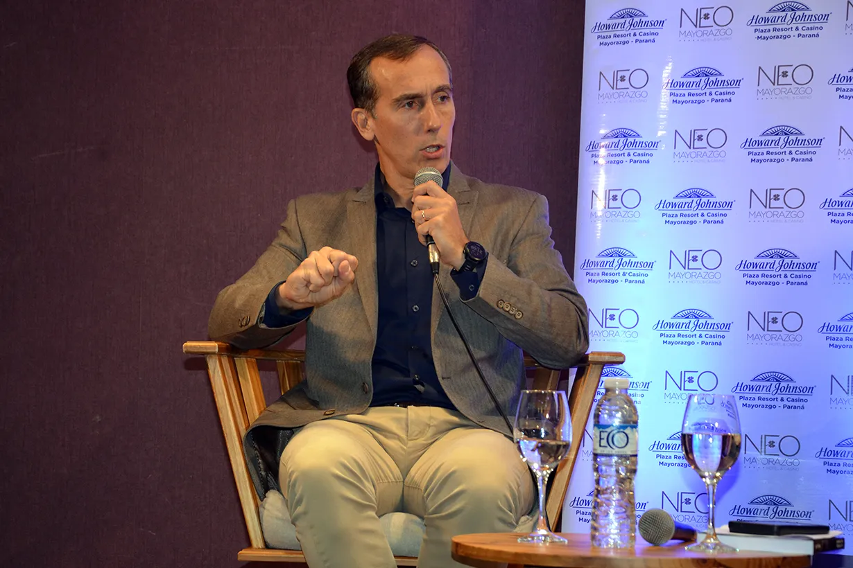 Análisis de la Situación Política y Económica en Entre Ríos: Entrevista a Alconada Mon