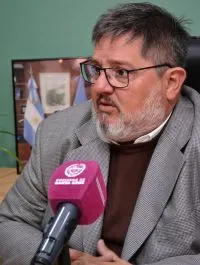 Ezequiel Verbes Anuncia Plan de Alivio Financiero para Trabajadores Estatales en Santa Cruz