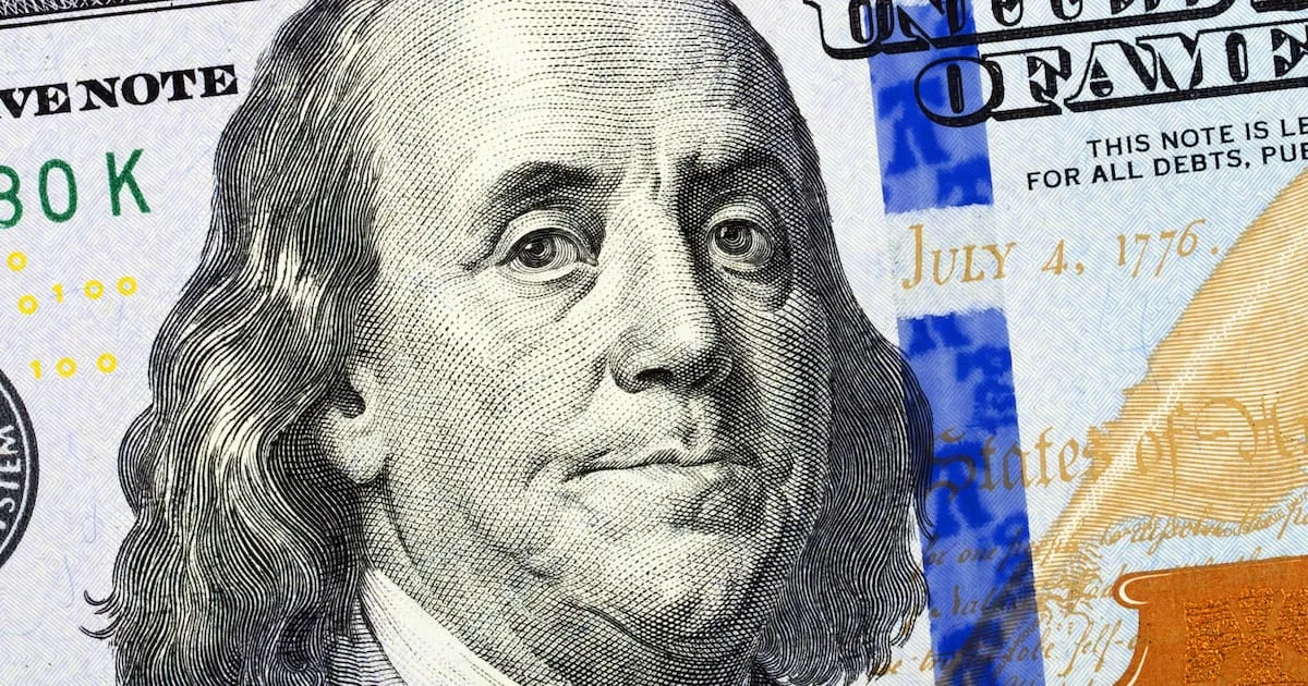 Análisis del Mensaje de Caputo sobre las Percepciones del Dólar