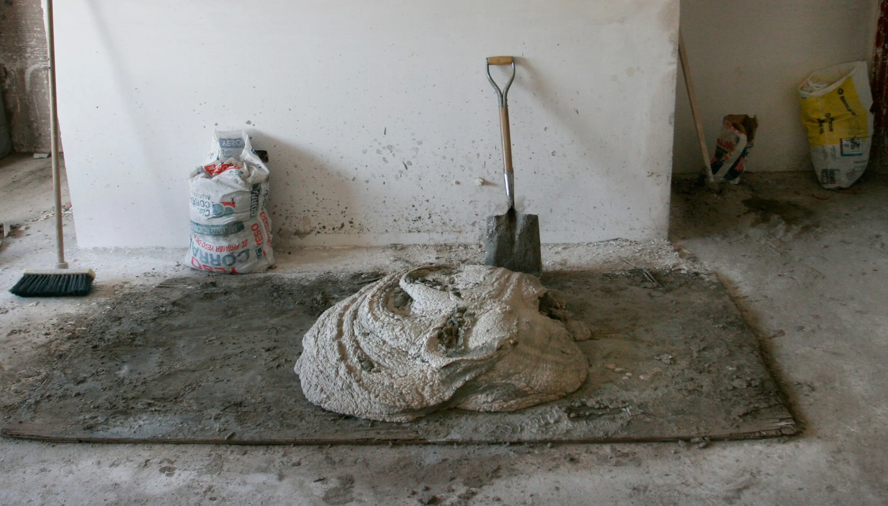 Análisis de la Actividad de la Construcción en Argentina: Perspectivas y Desafíos