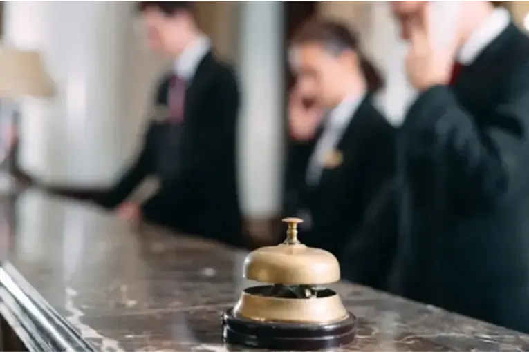 Impacto del Aumento Salarial en el Sector Gastronómico y Hotelero: Análisis del Convenio Colectivo de Trabajo 389/04