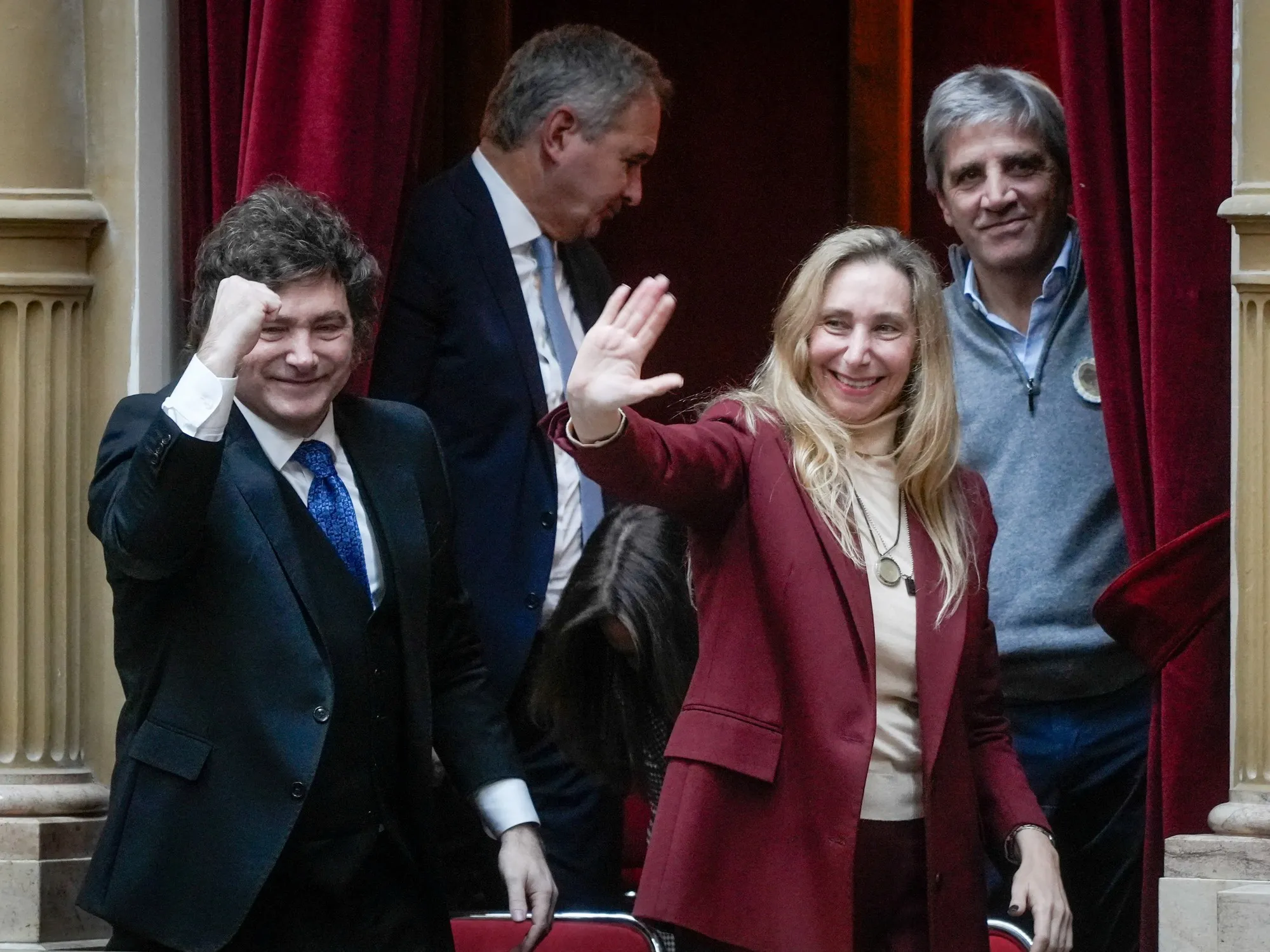 El Plan de Privatizaciones del Gobierno Argentino: Ocho Proyectos Clave para Generar US$ 2.000 Millones