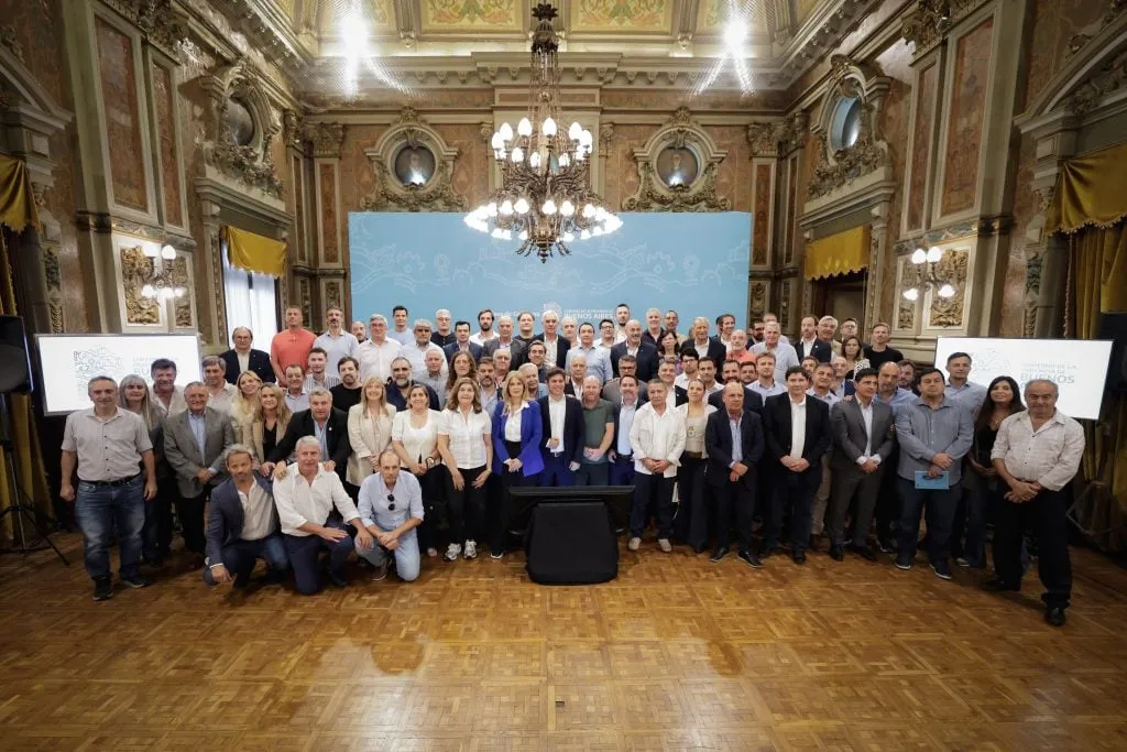 Kicillof Anuncia Medidas para Fortalecer las Finanzas Municipales en Buenos Aires