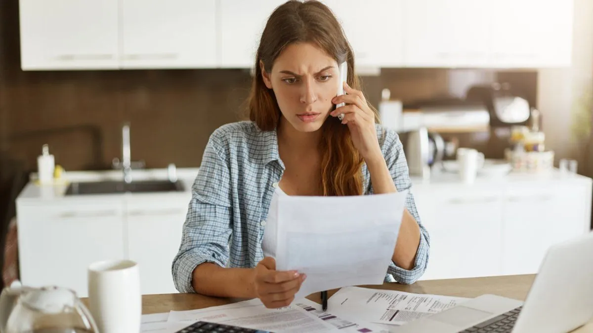 Estrategias de Ahorro y Finanzas Personales: El Caso de una Influencer Exitosa