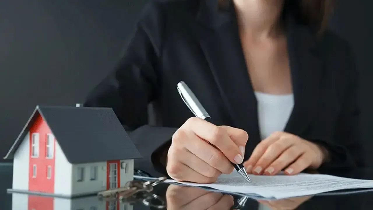 Eliminación del Impuesto Cedular en la Venta de Propiedades: Implicancias y Beneficios