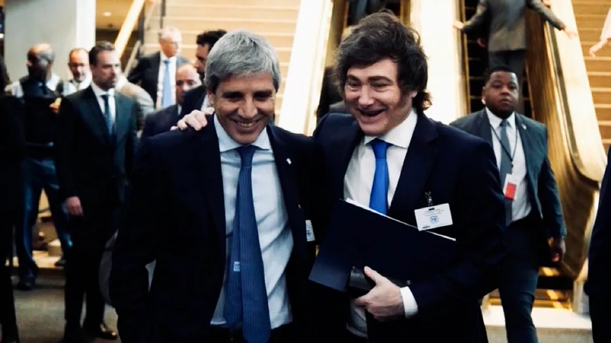 Milei celebró la baja de inflación mayorista y elogió a "Toto" Caputo: "El mejor de la historia"