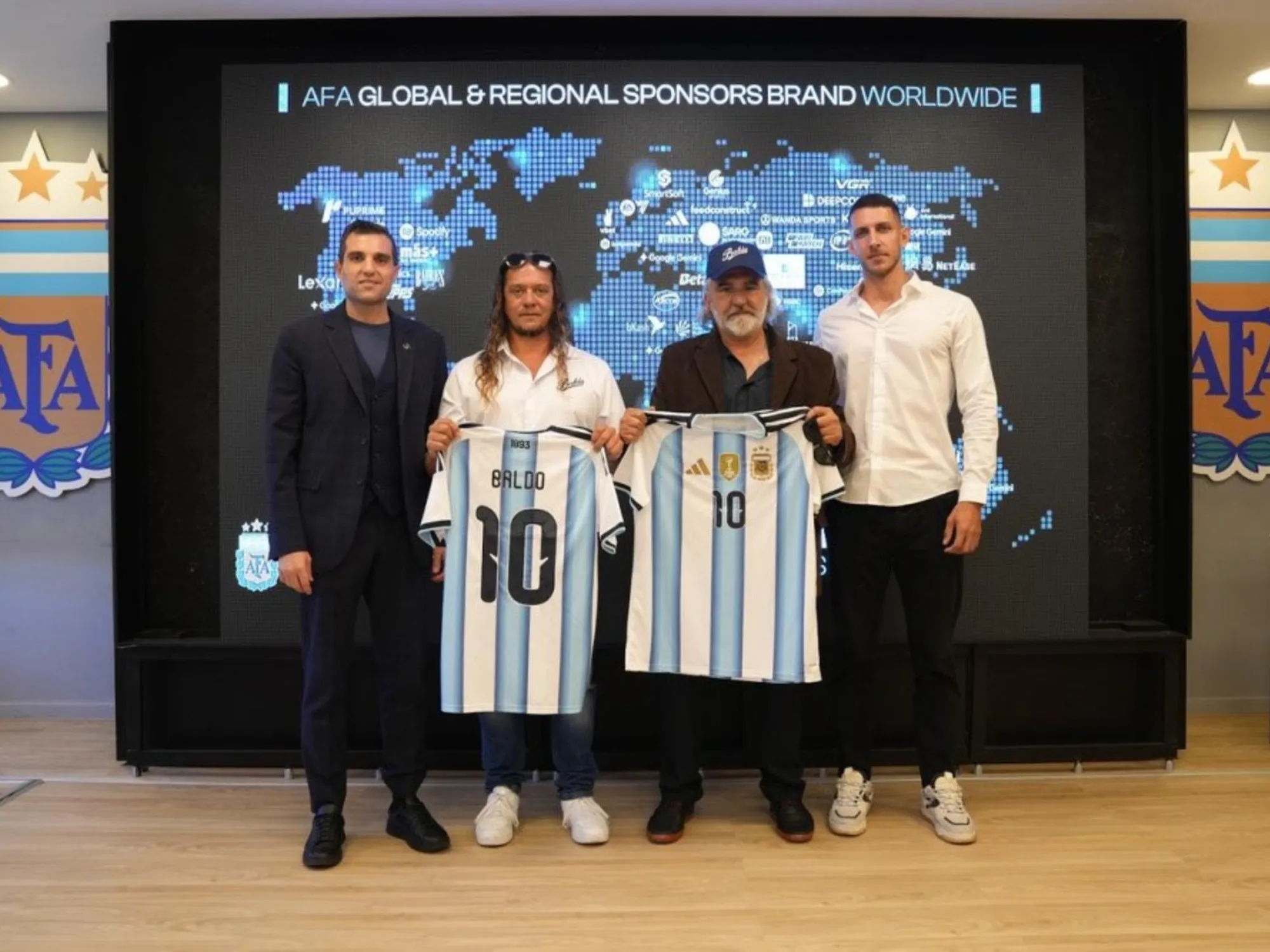 Polémica por Sponsoreo de Yerba Brasileña en la Selección Argentina