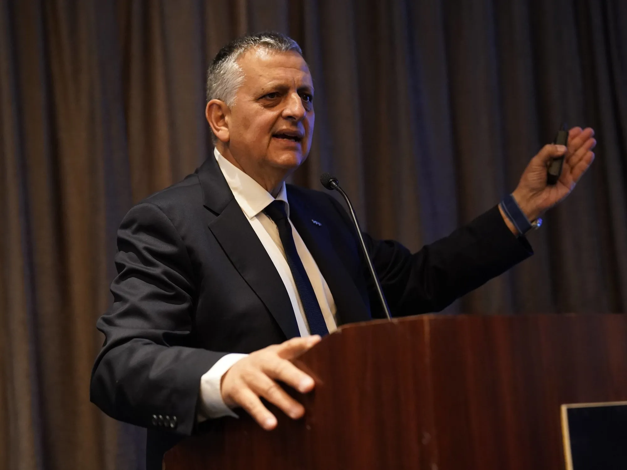 YPF Mantiene Congelamiento de Precios de Combustibles: Declaraciones de Horacio Marín