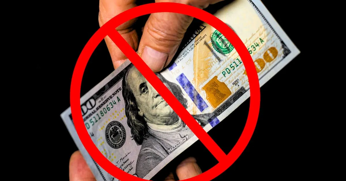 El Gobierno Retendrá Cheques de 1050 Dólares: Implicancias para los Ciudadanos