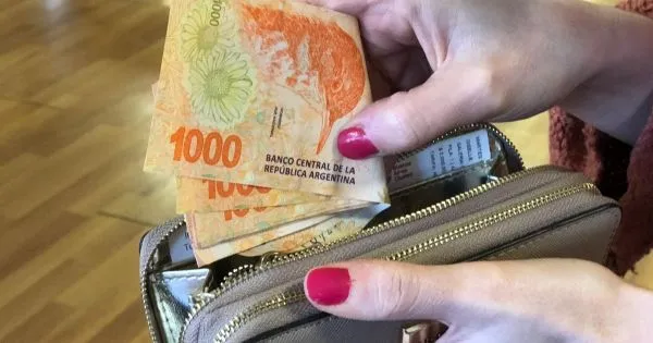 Aumento de la Asignación Universal por Hijo (AUH) en Abril de 2026: Detalles y Calendario de Pagos