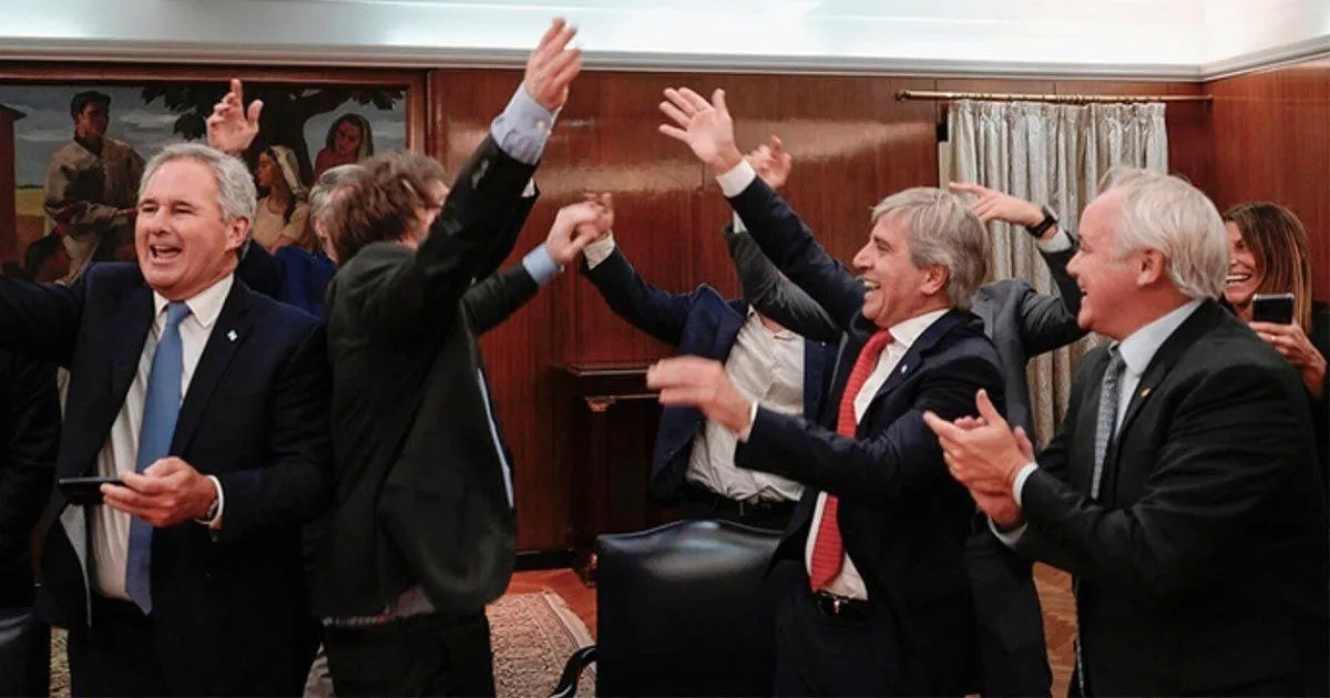 Impacto del Modelo Económico de Javier Milei en las Finanzas de Santa Fe