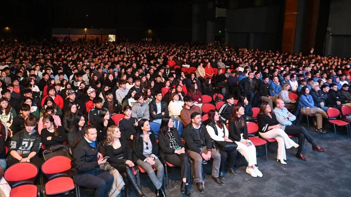 Maker Day Mendoza: Un Espacio de Innovación y Oportunidades para Estudiantes