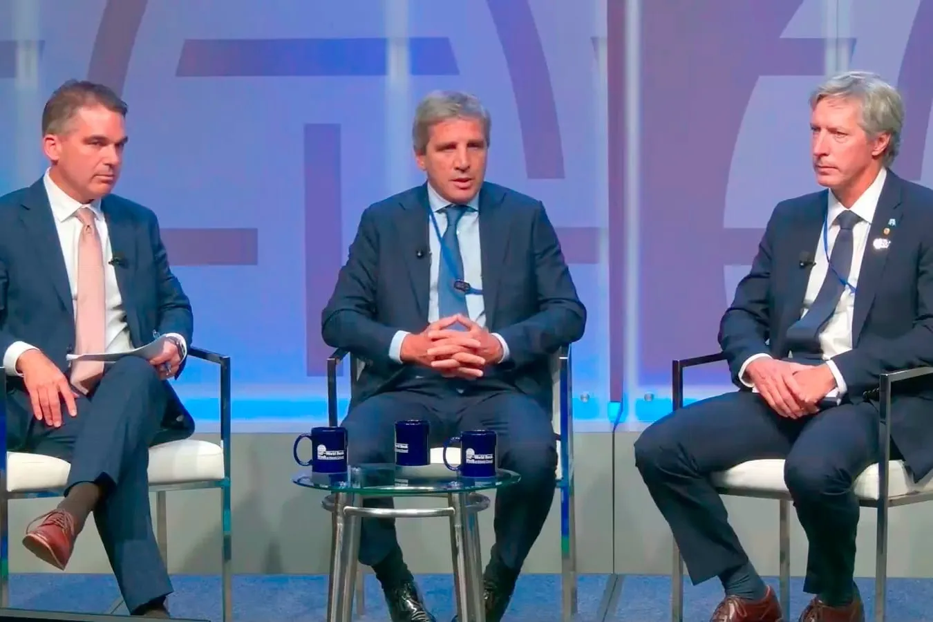 Luis Caputo Defiende el Plan Económico Argentino en Washington