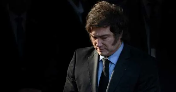 Análisis de la Caída en la Recaudación Fiscal del Gobierno Nacional en Argentina