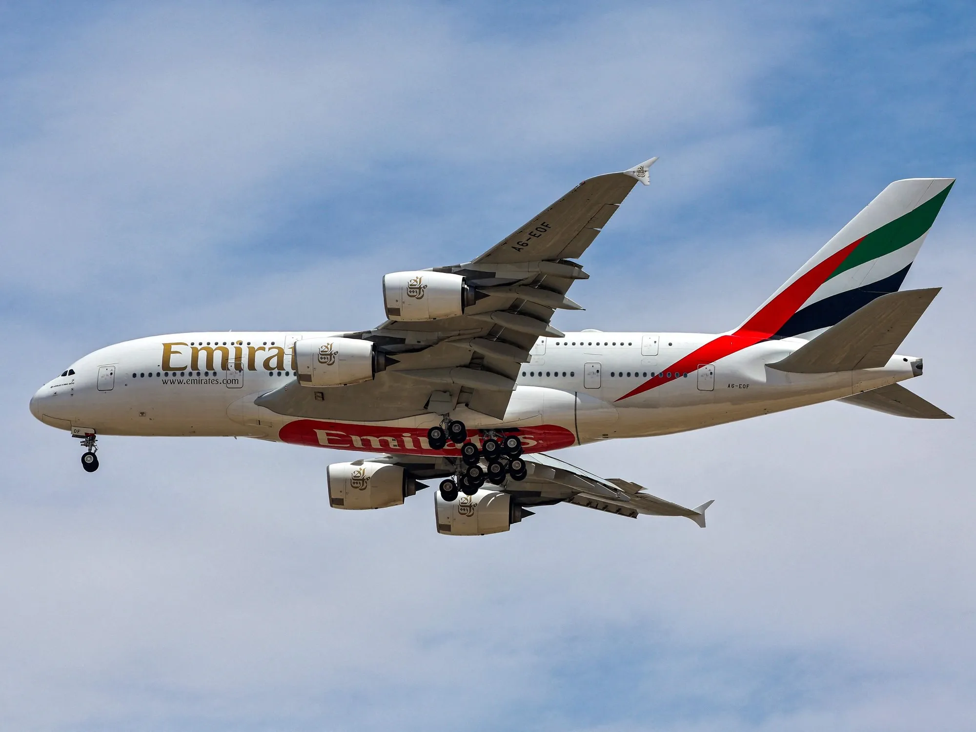 Emirates Amplía Sus Operaciones de Carga Aérea en Argentina