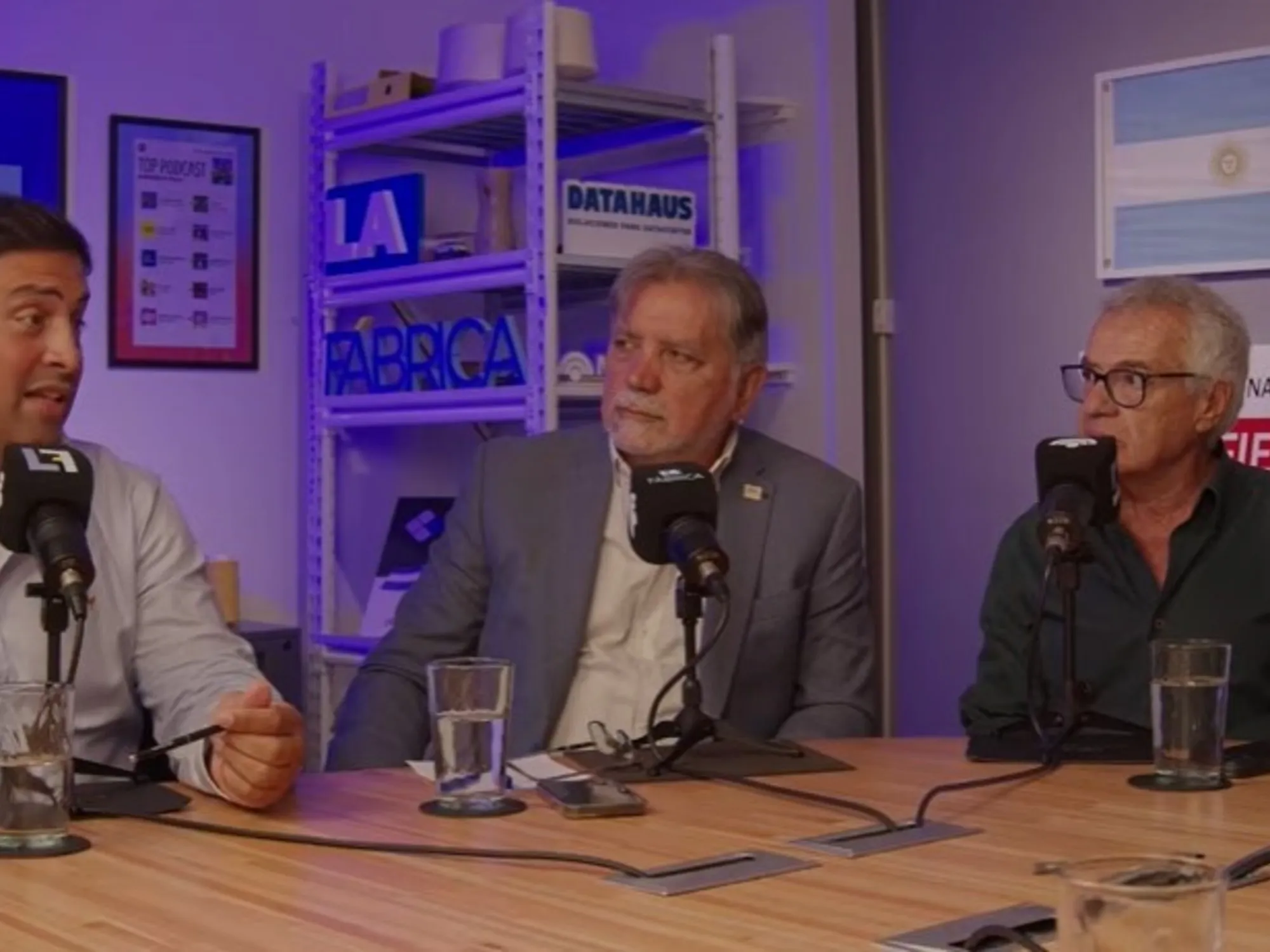 Georgalos Confirma Producción en China de su Línea Flynn Paff en Medio de Tensión Laboral