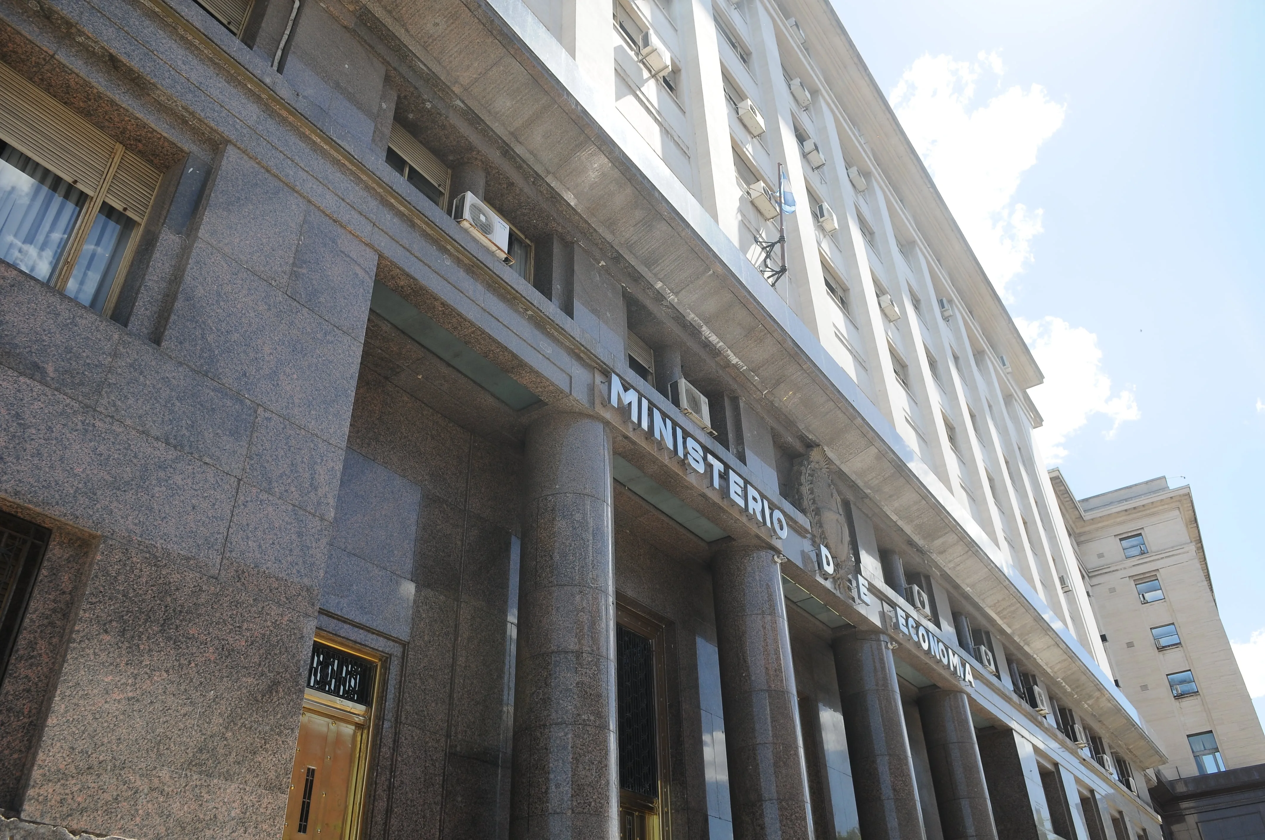 Superávit Fiscal y Financiero del Sector Público Nacional en Febrero