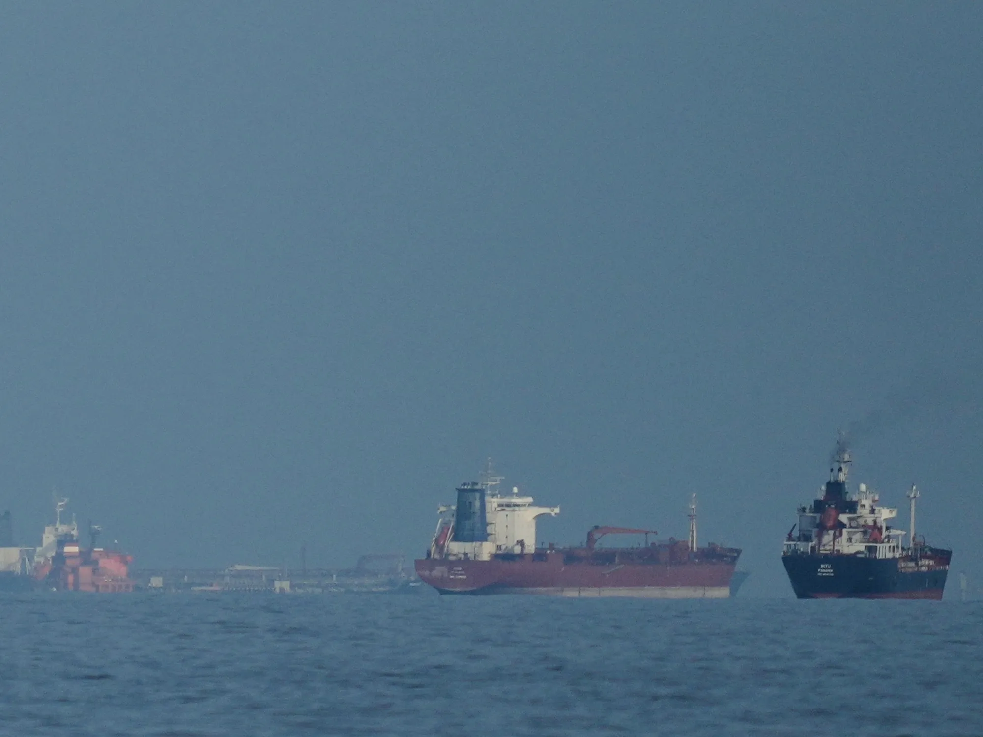 Aumento del Precio del Petróleo por Bloqueo en el Estrecho de Ormuz