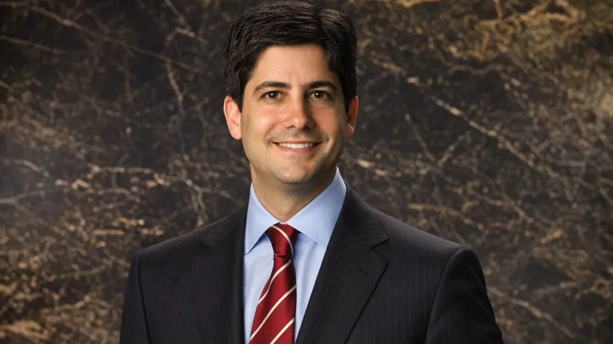 La Independencia Monetaria en Debate: Perspectivas de Kevin Warsh ante el Congreso de EE.UU.