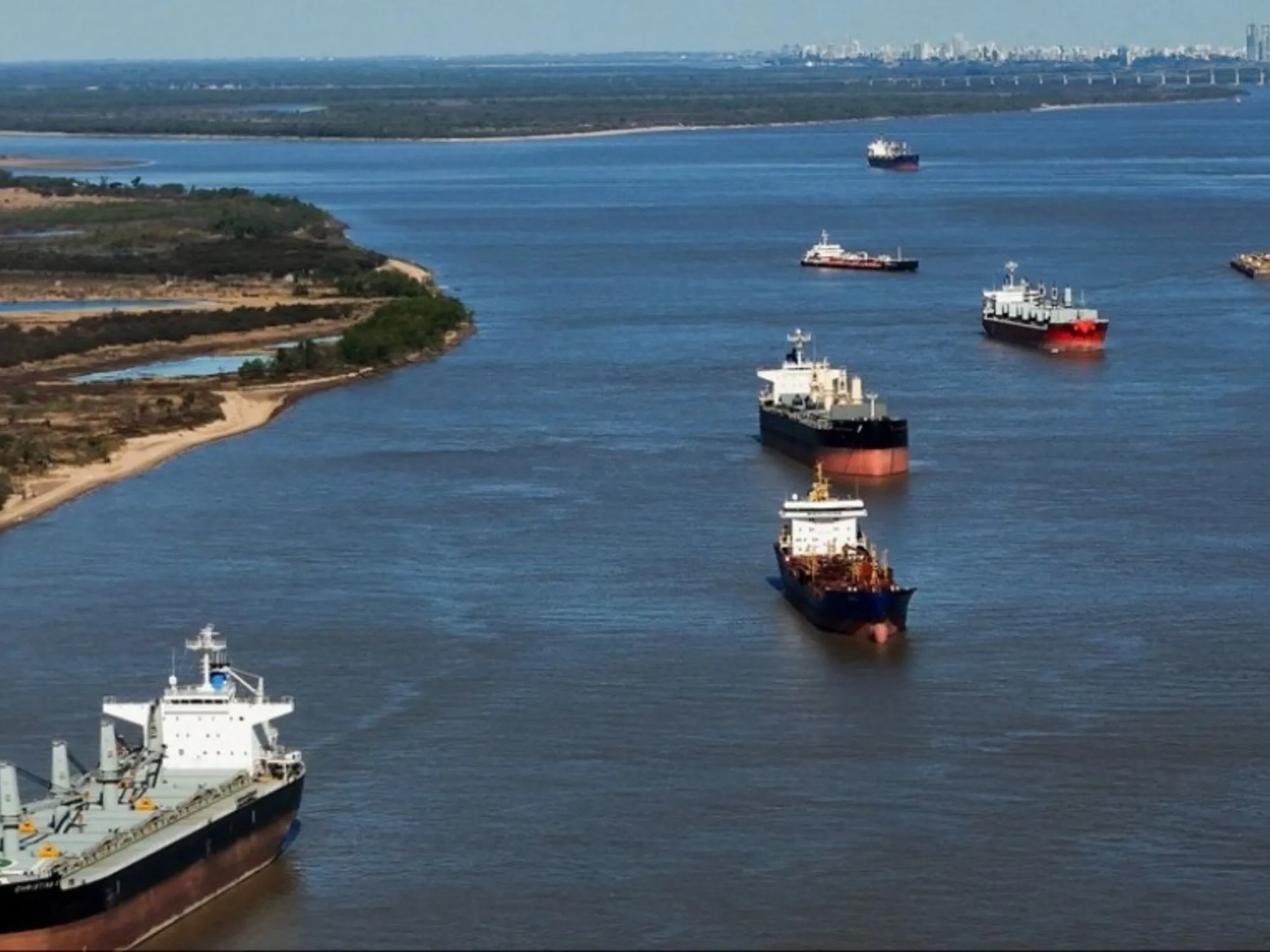 Descalificación en la Licitación de la Hidrovía: Avances y Perspectivas